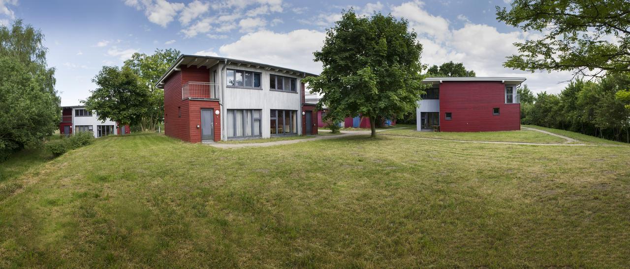 Basiskulturfabrik Oeko-Hotel Neustrelitz Exteriör bild