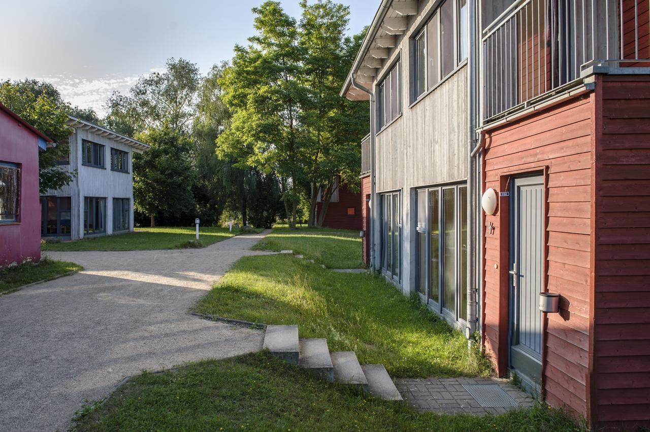 Basiskulturfabrik Oeko-Hotel Neustrelitz Exteriör bild